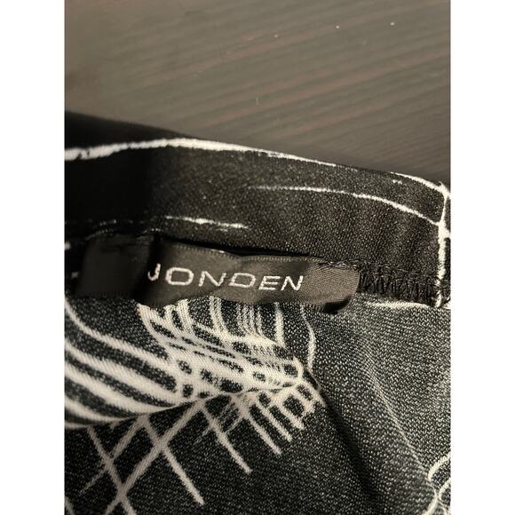 Jonden Skirt Womens Medium Black White Abstract Print Flounce Hem Y2K READ - Picture 3 of 6